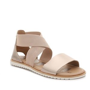 Sorel Ella sandal warm gold, nib, so 7.5